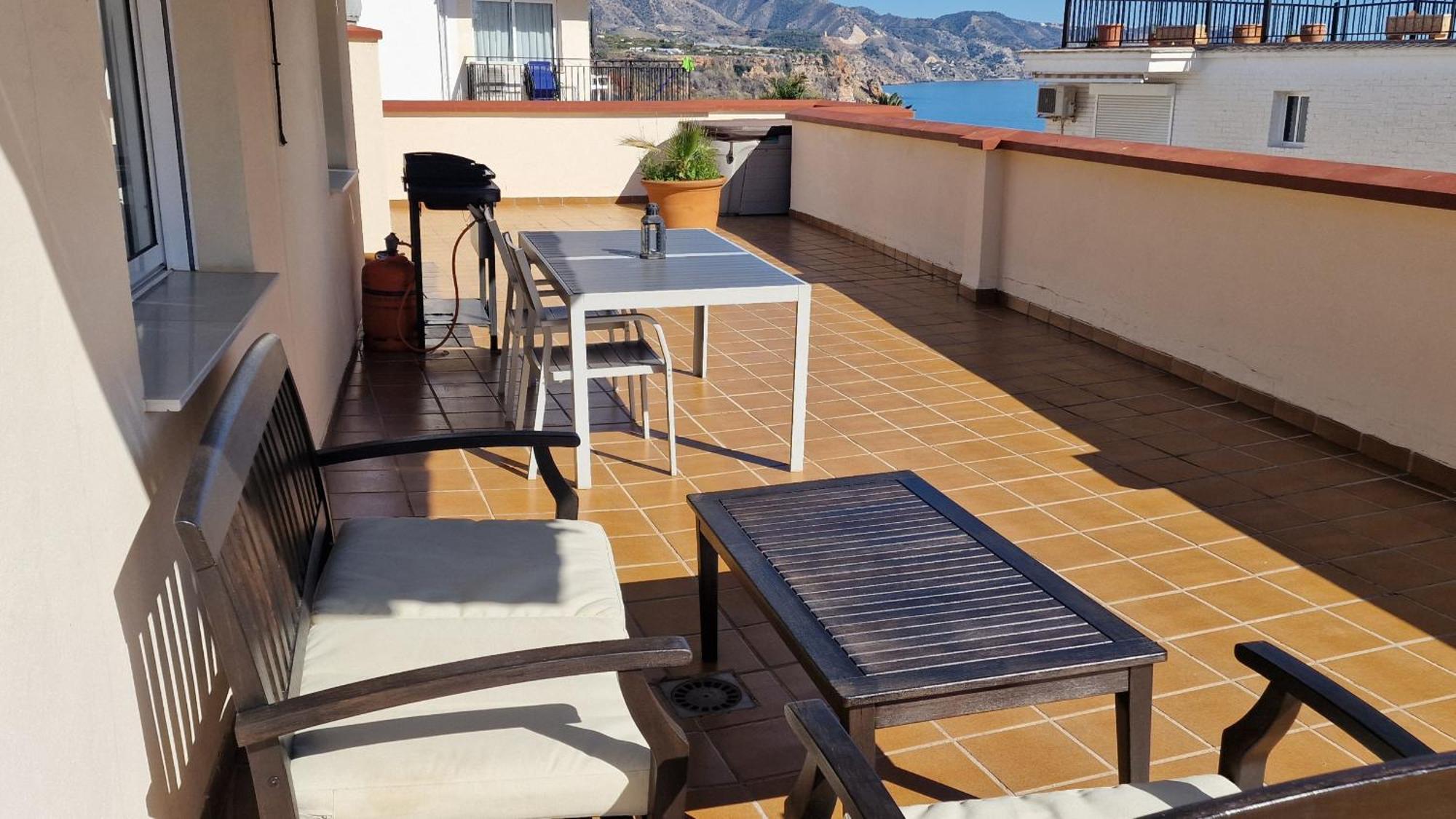 Apartamentos Latin Nerja Exterior photo